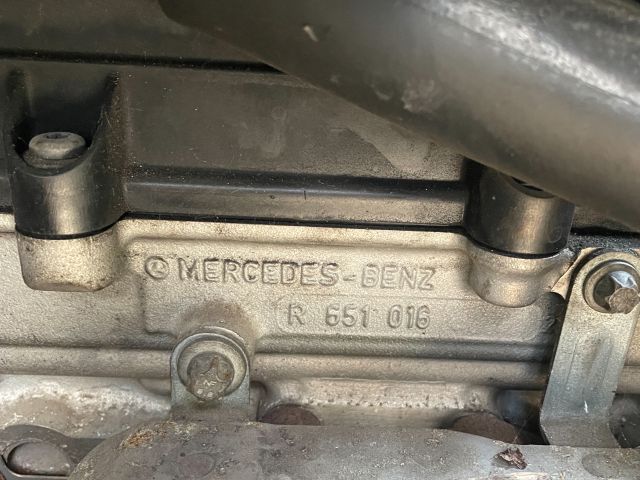 bontott MERCEDES-BENZ SPRINTER Motor (Fűzött blokk hengerfejjel)