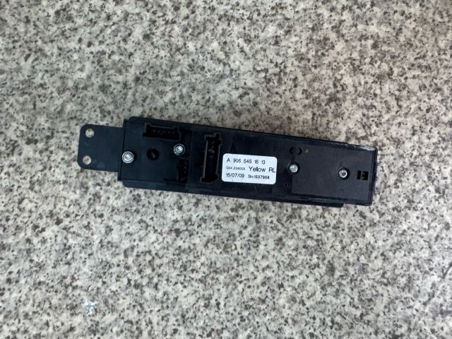 bontott MERCEDES-BENZ SPRINTER Ablakemelő Kapcsoló Négyes / Kettes