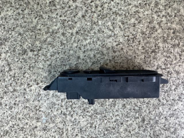 bontott MERCEDES-BENZ SPRINTER Ablakemelő Kapcsoló Négyes / Kettes