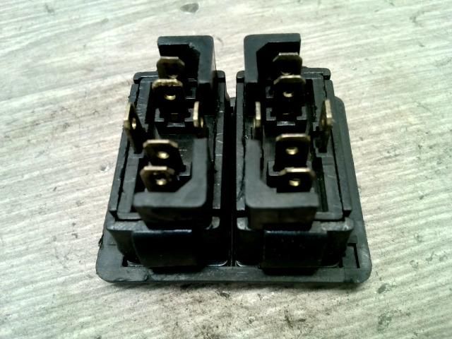 bontott MERCEDES-BENZ SPRINTER Ablakemelő Kapcsoló (Pozíciófüggetlen)