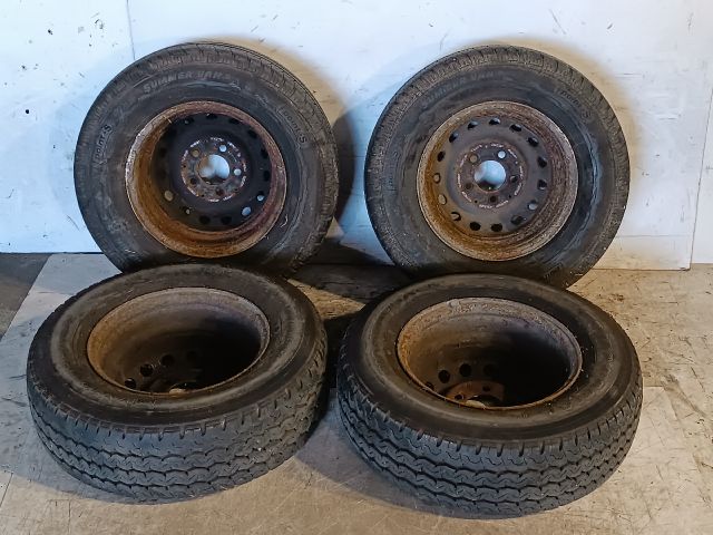 bontott MERCEDES-BENZ SPRINTER Acélfelni Szett Gumival