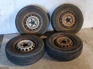 bontott MERCEDES-BENZ SPRINTER Acélfelni Szett Gumival