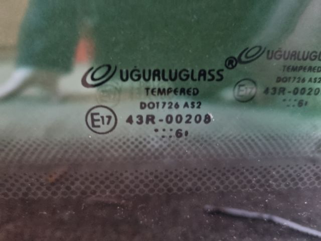 bontott MERCEDES-BENZ SPRINTER Bal C Oszlop Oldalablak Üveg