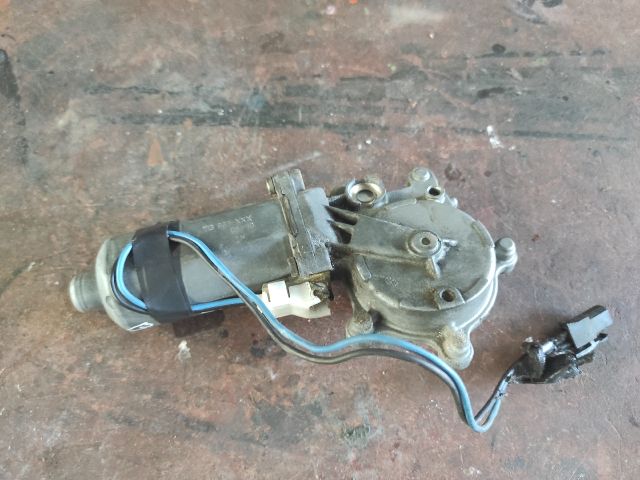 bontott MERCEDES-BENZ SPRINTER Bal első Ablakemelő Motor