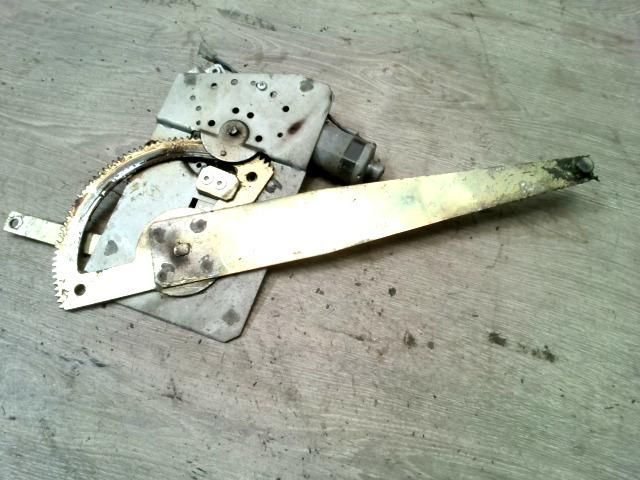 bontott MERCEDES-BENZ SPRINTER Bal első Ablakemelő Szerkezet (Elektromos)