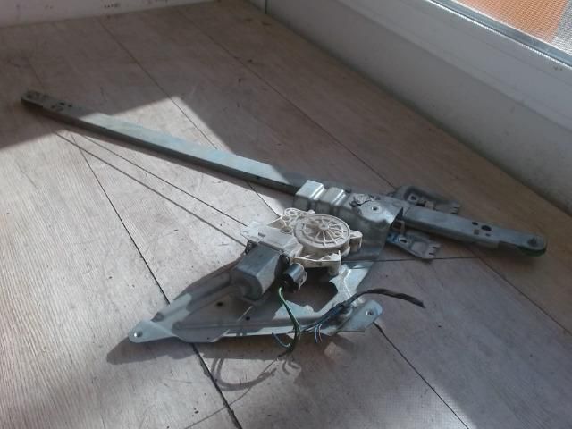 bontott MERCEDES-BENZ SPRINTER Bal első Ablakemelő Szerkezet (Elektromos)