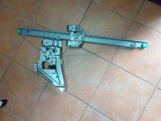 bontott MERCEDES-BENZ SPRINTER Bal első Ablakemelő Szerkezet (Elektromos)