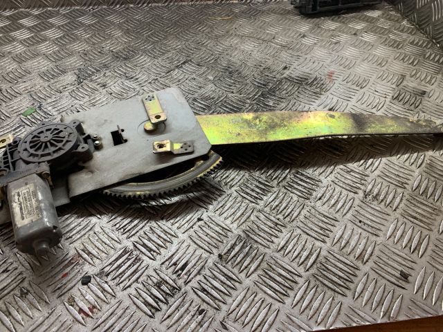 bontott MERCEDES-BENZ SPRINTER Bal első Ablakemelő Szerkezet (Mechanikus)