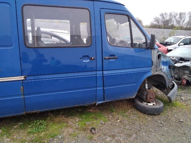 bontott MERCEDES-BENZ SPRINTER Bal első Ablakemelő Szerkezet (Mechanikus)