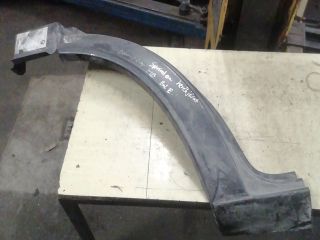 bontott MERCEDES-BENZ SPRINTER Bal első Dobbetét (Kerékjárati, Műanyag)