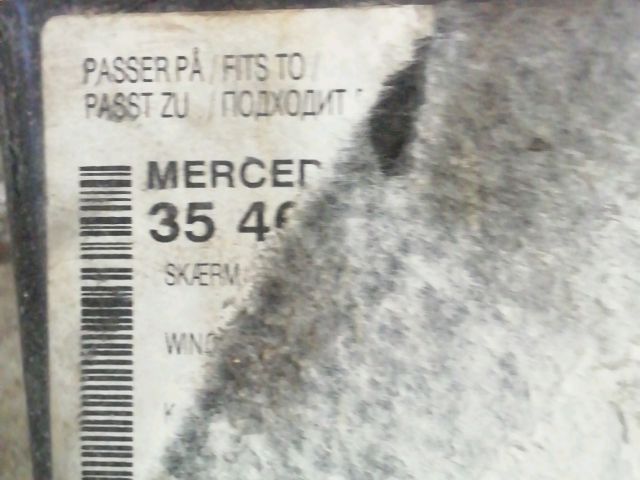 bontott MERCEDES-BENZ SPRINTER Bal első Dobbetét (Kerékjárati, Műanyag)