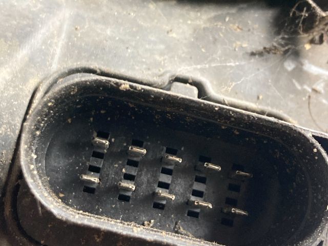 bontott MERCEDES-BENZ SPRINTER Bal Fényszóró