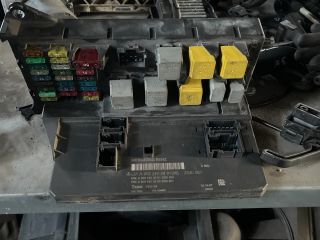 bontott MERCEDES-BENZ SPRINTER Biztosítéktábla Utastér