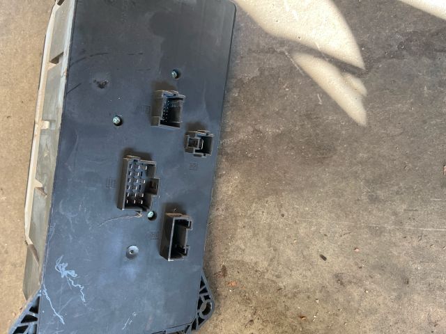 bontott MERCEDES-BENZ SPRINTER Biztosítéktábla Utastér