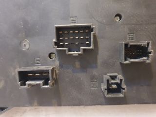 bontott MERCEDES-BENZ SPRINTER Biztosítéktábla Utastér