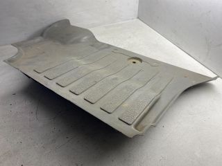 bontott MERCEDES-BENZ SPRINTER Csomagtérajtó Burkolat Alsó