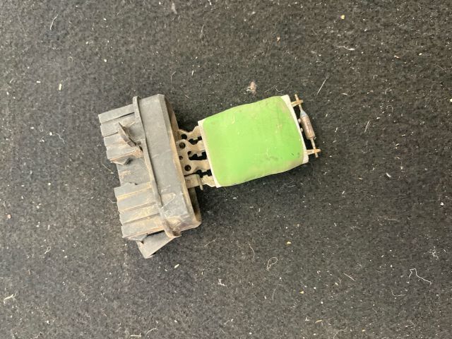 bontott MERCEDES-BENZ SPRINTER Előtét Ellenállás Fűtőmotor