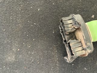 bontott MERCEDES-BENZ SPRINTER Előtét Ellenállás Fűtőmotor