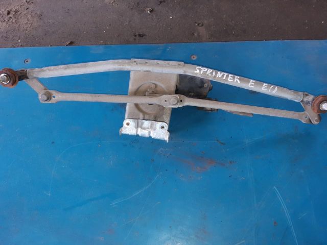 bontott MERCEDES-BENZ SPRINTER Első Ablaktörlő Szerkezet Motorral