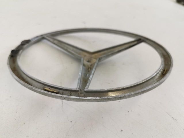 bontott MERCEDES-BENZ SPRINTER Első Embléma