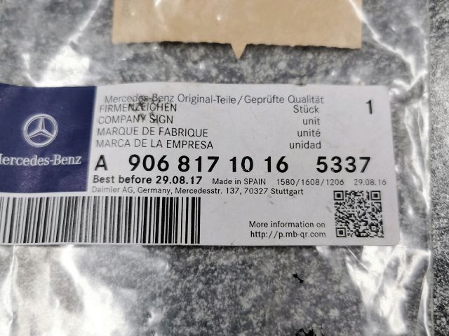 bontott MERCEDES-BENZ SPRINTER Első Embléma