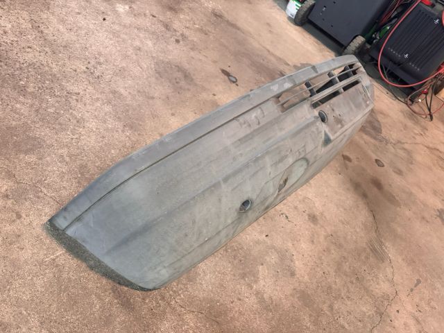 bontott MERCEDES-BENZ SPRINTER Első Lökhárító (Részeivel)