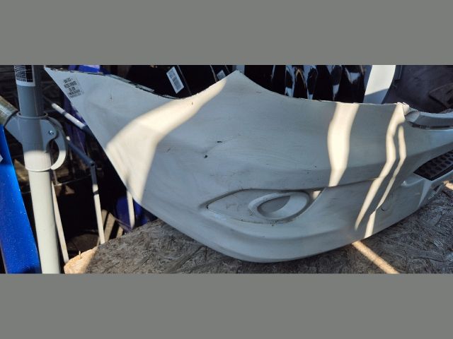 bontott MERCEDES-BENZ SPRINTER Első Lökhárító (Üresen)