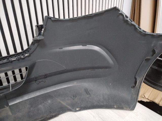 bontott MERCEDES-BENZ SPRINTER Első Lökhárító (Üresen)