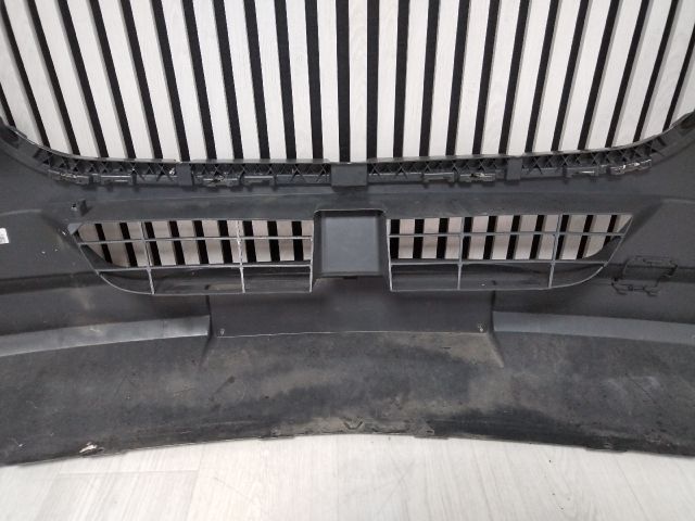 bontott MERCEDES-BENZ SPRINTER Első Lökhárító (Üresen)