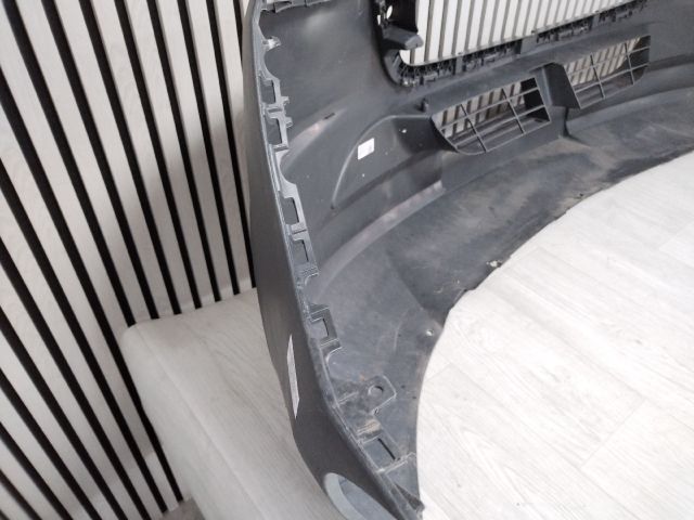 bontott MERCEDES-BENZ SPRINTER Első Lökhárító (Üresen)