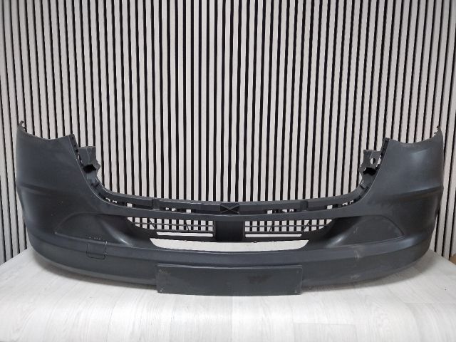 bontott MERCEDES-BENZ SPRINTER Első Lökhárító (Üresen)