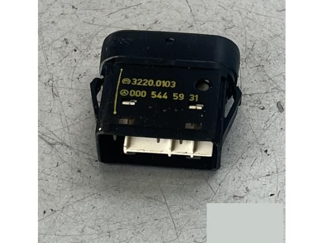 bontott MERCEDES-BENZ SPRINTER Fényszórómagasság Állító Kapcsoló