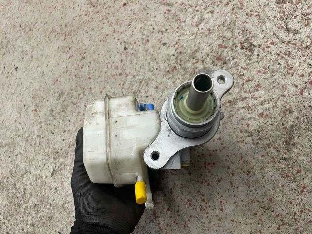 bontott MERCEDES-BENZ SPRINTER Főfékhenger