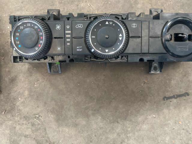 bontott MERCEDES-BENZ SPRINTER Fűtéskapcsoló (manuális klímás)