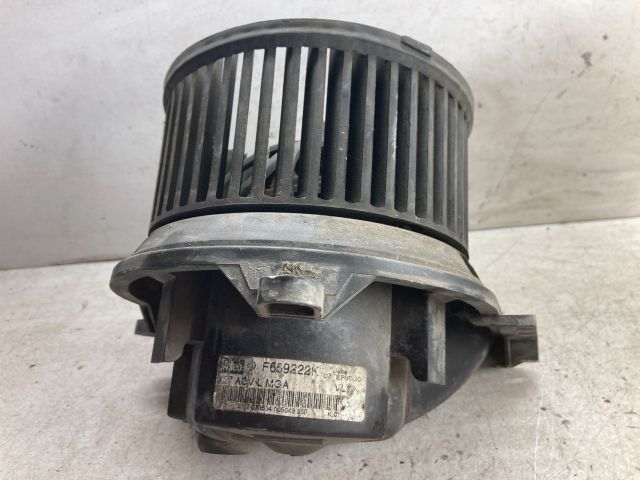 bontott MERCEDES-BENZ SPRINTER Fűtőmotor (Klímás)