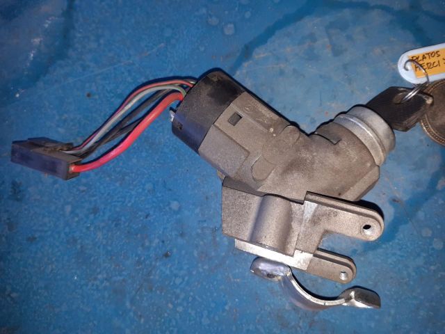 bontott MERCEDES-BENZ SPRINTER Gyújtáskapcsoló