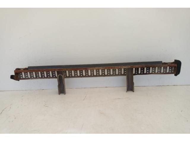 bontott MERCEDES-BENZ SPRINTER Hátsó Lökhárító Merevítő (Fém)