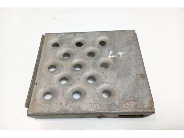 bontott MERCEDES-BENZ SPRINTER Hátsó Lökhárító (Részeivel)