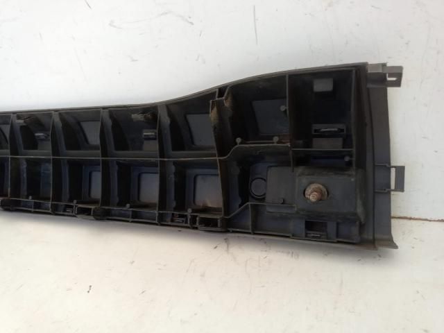 bontott MERCEDES-BENZ SPRINTER Hátsó Lökhárító (Üresen)