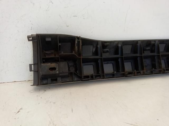 bontott MERCEDES-BENZ SPRINTER Hátsó Lökhárító (Üresen)