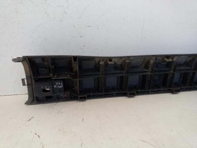 bontott MERCEDES-BENZ SPRINTER Hátsó Lökhárító (Üresen)