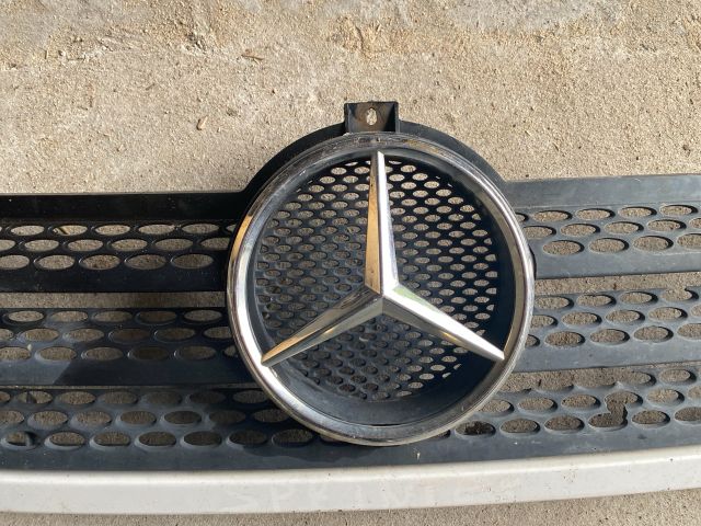 bontott MERCEDES-BENZ SPRINTER Hűtőrács