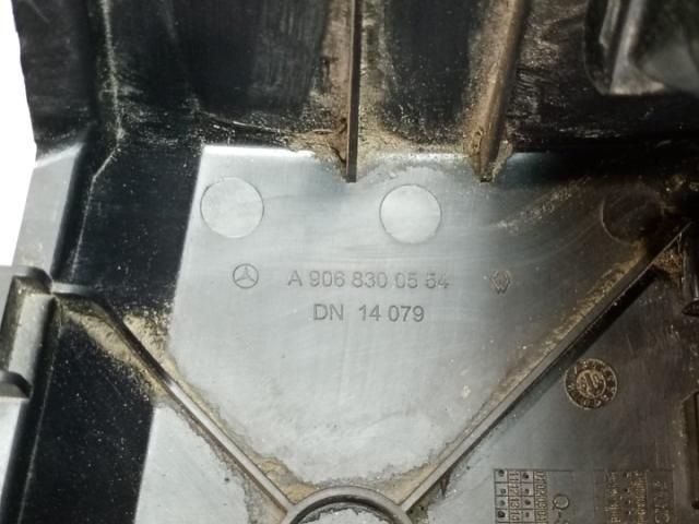 bontott MERCEDES-BENZ SPRINTER Hűtőrács