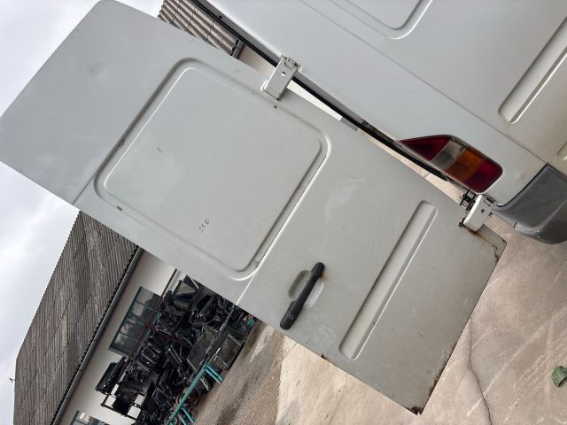 bontott MERCEDES-BENZ SPRINTER Jobb Csomagtérajtó (Üres lemez)