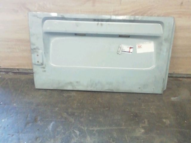 bontott MERCEDES-BENZ SPRINTER Jobb Csomagtérajtó (Üres lemez)