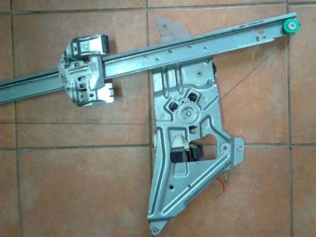 bontott MERCEDES-BENZ SPRINTER Jobb első Ablakemelő Szerkezet (Elektromos)