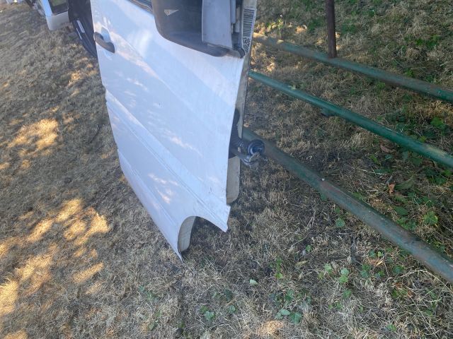 bontott MERCEDES-BENZ SPRINTER Jobb első Ajtó (Részeivel)