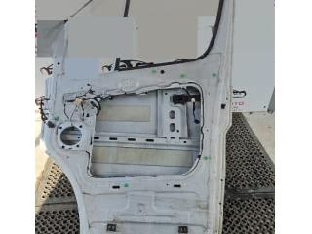 bontott MERCEDES-BENZ SPRINTER Jobb első Ajtó (Üres lemez)