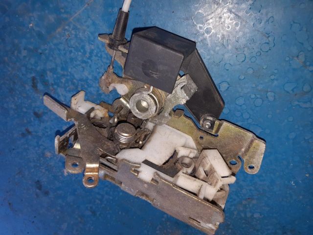 bontott MERCEDES-BENZ SPRINTER Jobb első Ajtózár