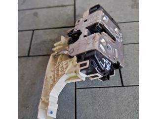 bontott MERCEDES-BENZ SPRINTER Jobb első Ajtózár